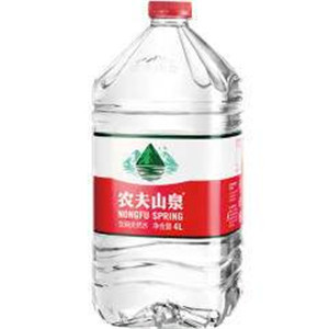 桶裝水 現(xiàn)代生活中的便捷飲水選擇
